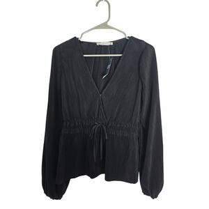 Abercrombie & Fitch Black Pleated Blouse Women’s Medium NWT Tie Waist Peplum Top